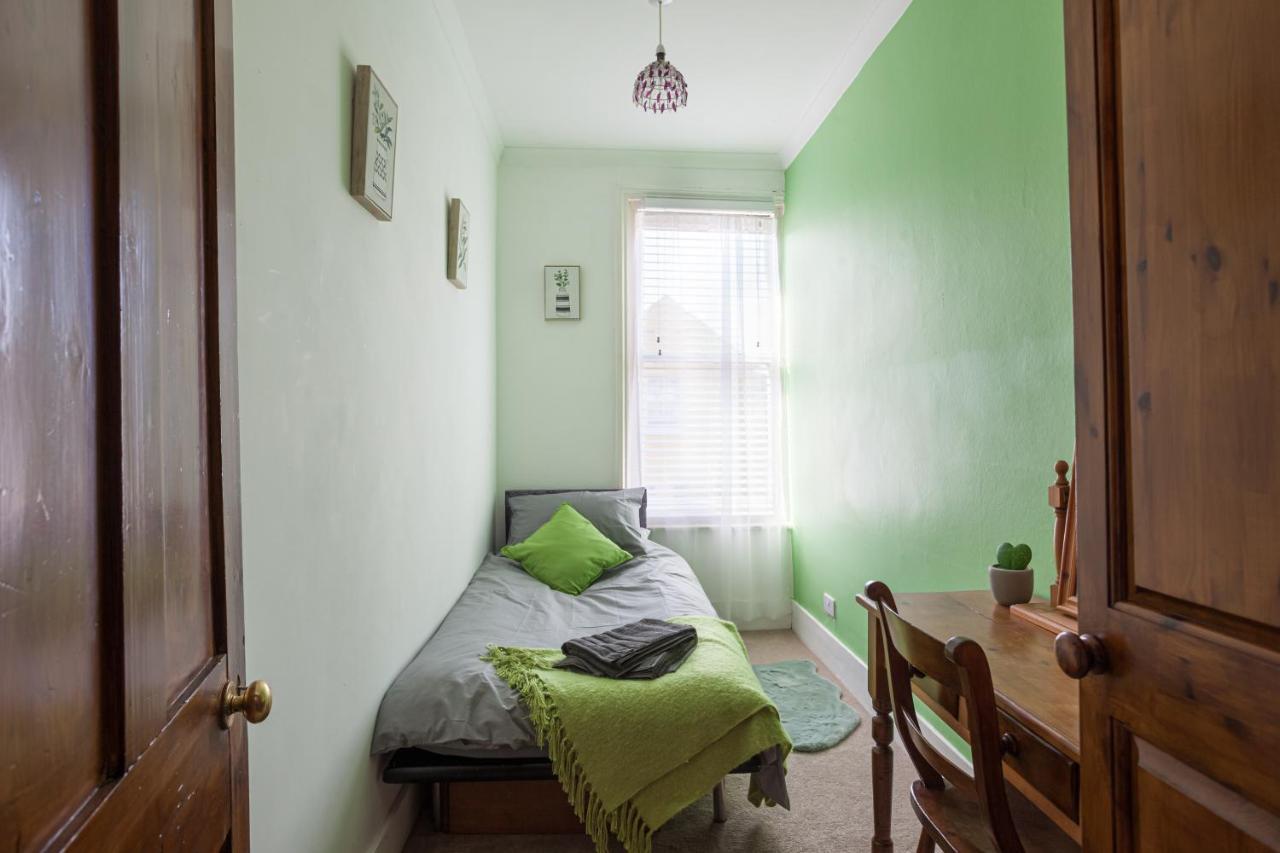 King Bd, Spacious 4bd Victorian In Hove, 5 Mins From Beach!