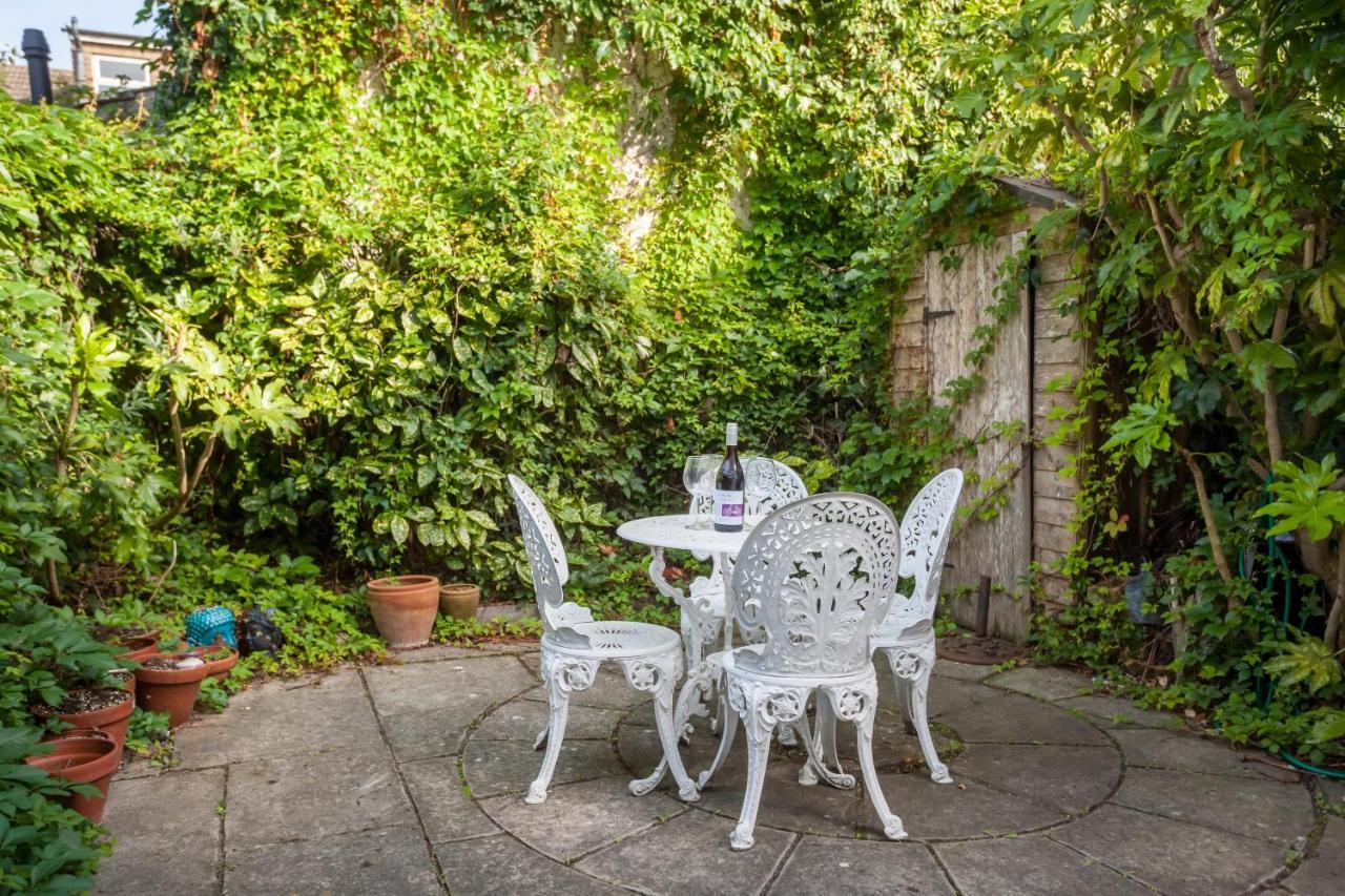 King Bd, Spacious 4bd Victorian In Hove, 5 Mins From Beach! Brighton